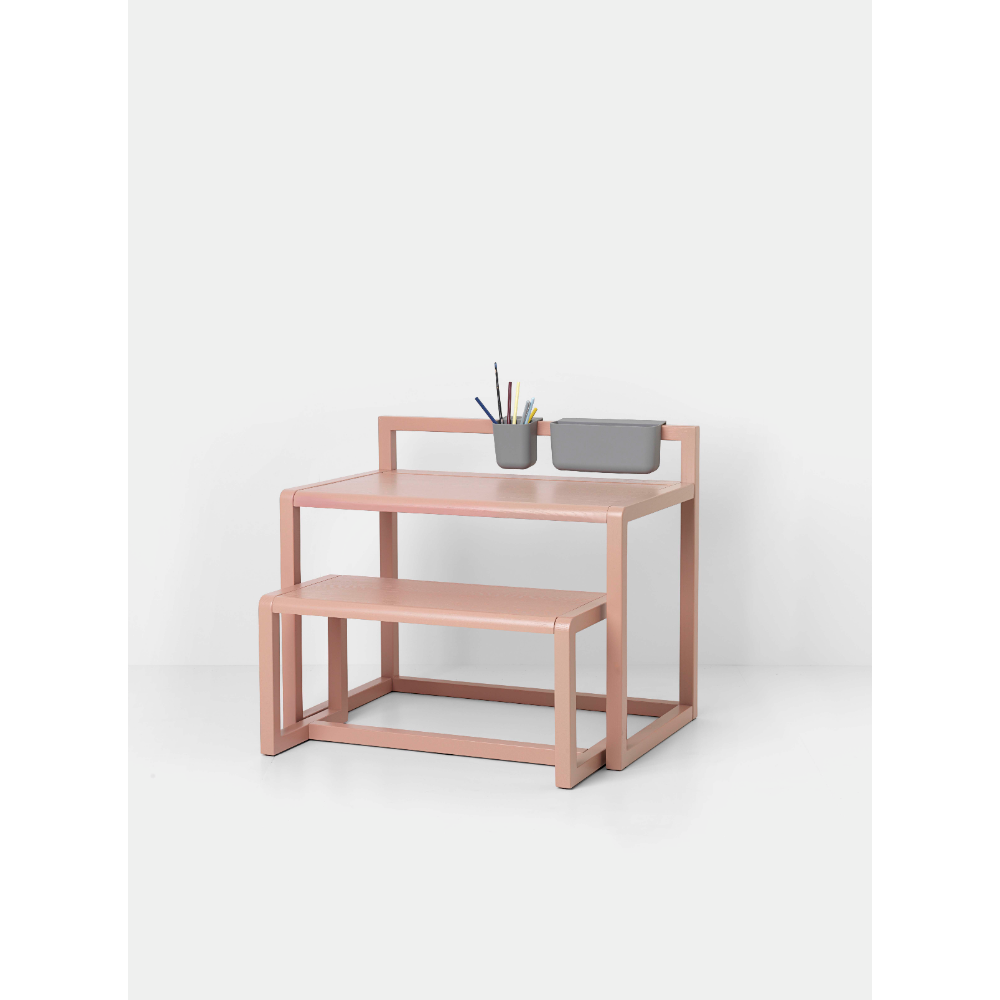 Парта LITTLE ARCHITECT Rose Ferm Living, стоимость 33 600 руб.  Фотография 2